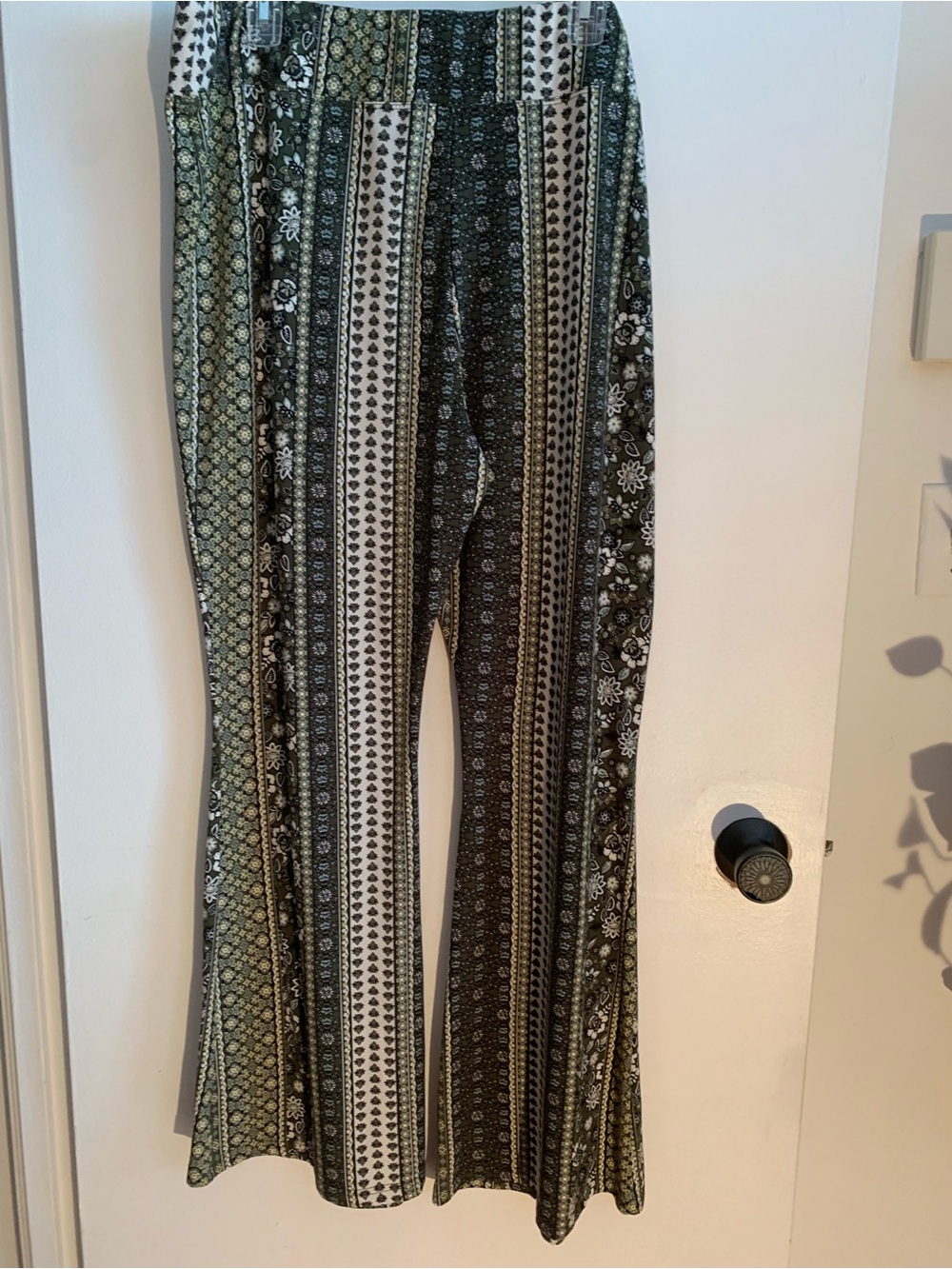 my Style , Women's Boho style Patterned Wide-Leg Women’s Pants - Green/Cream - Picture 2 of 4
